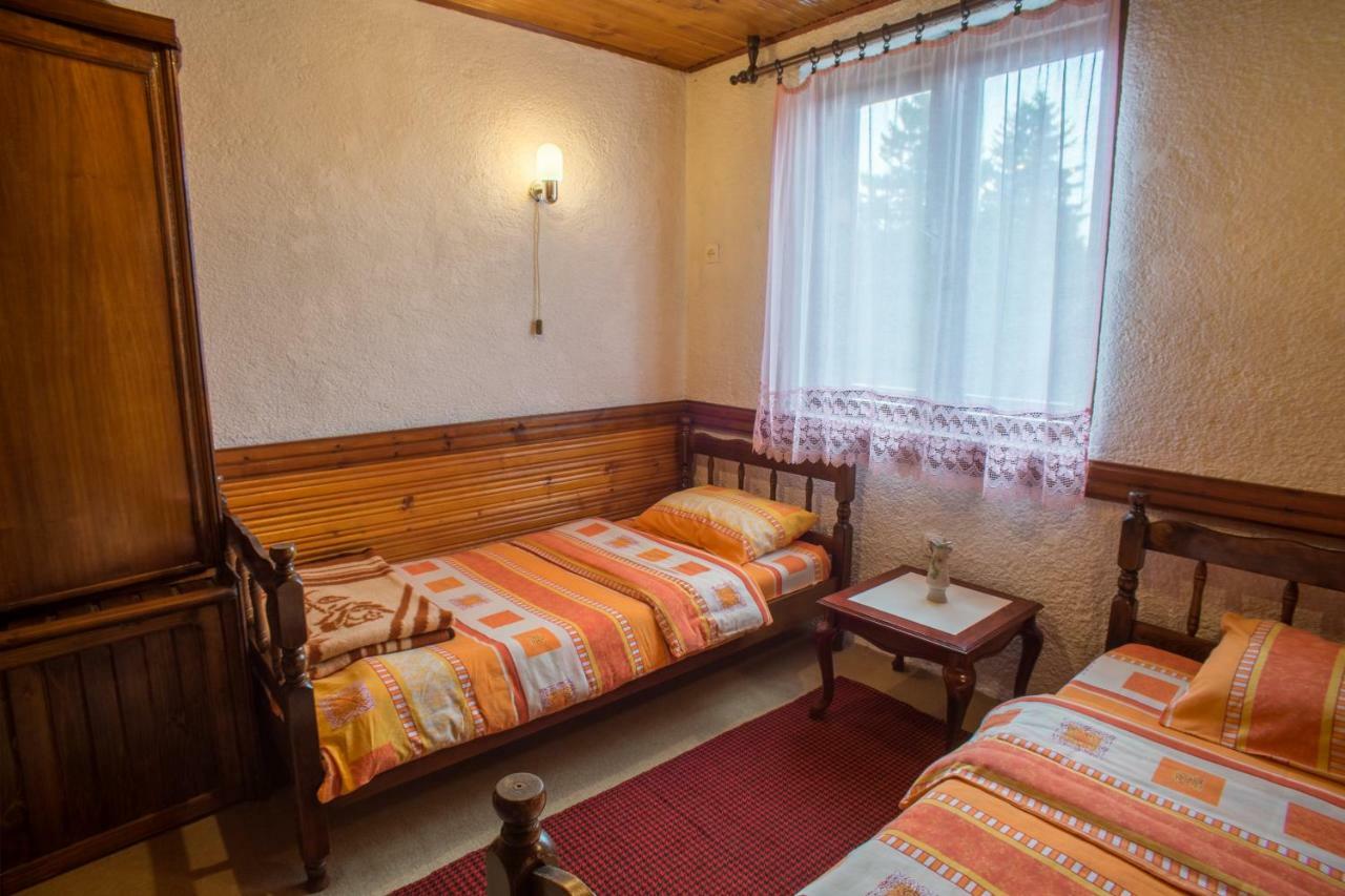 Lara Rooms Zabljak  Exterior photo