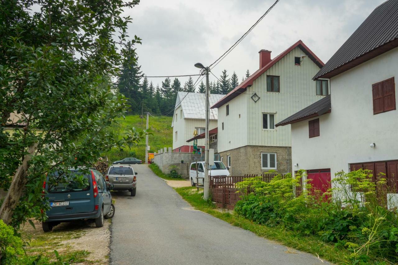 Lara Rooms Zabljak  Exterior photo
